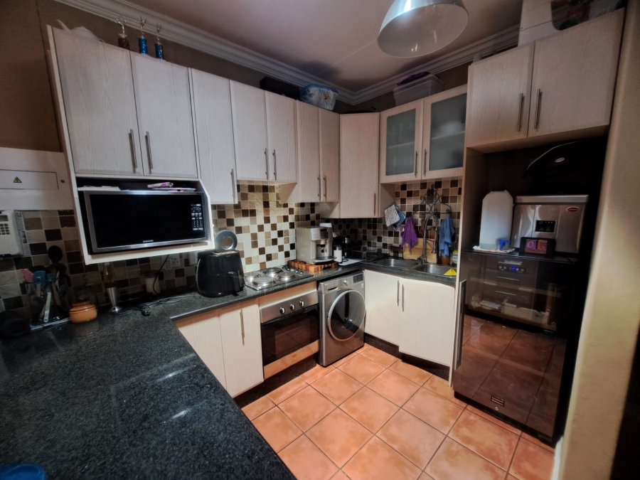 3 Bedroom Property for Sale in Waterval East North West